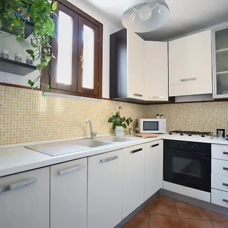 Iflat Casa Teso Con Terrazza Sui Tetti Appartement *